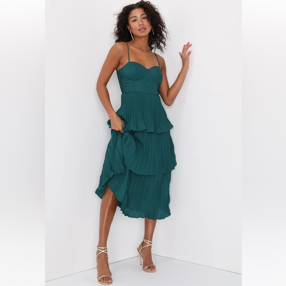 Lulu’s Cascading Crush Emerald Green Tiered Bustier Midi Dress (S)